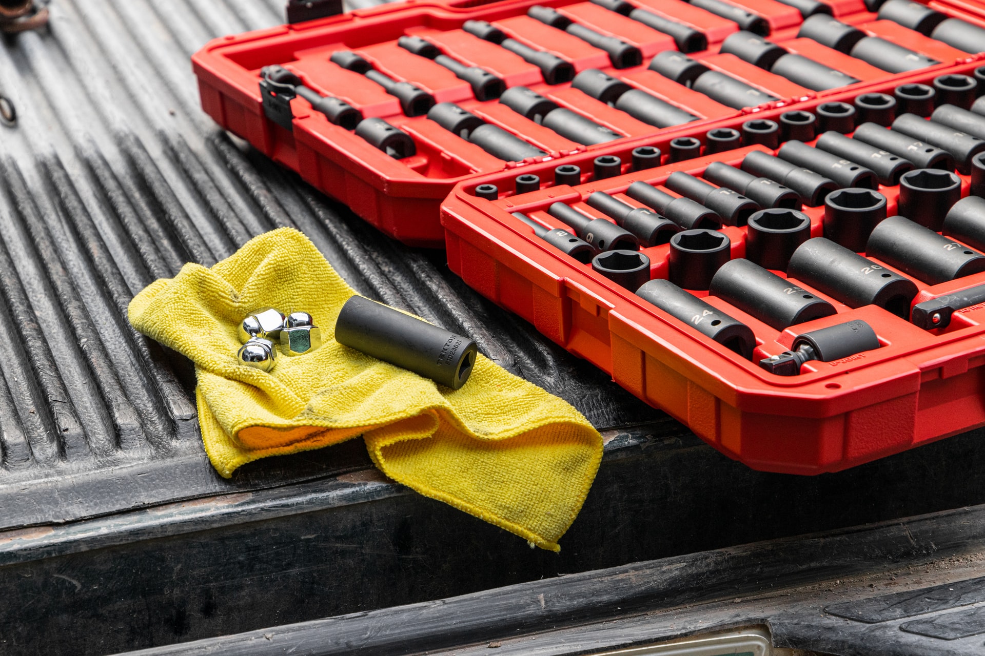 Fasteners Products